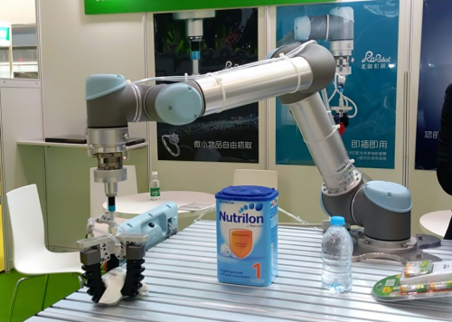 机器人替代人工生产 食品加工业迎新变化
