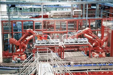 ABB翻新机器人让雅典啤酒厂旧生产线重获生机，包装智能解决方案助力产业转型